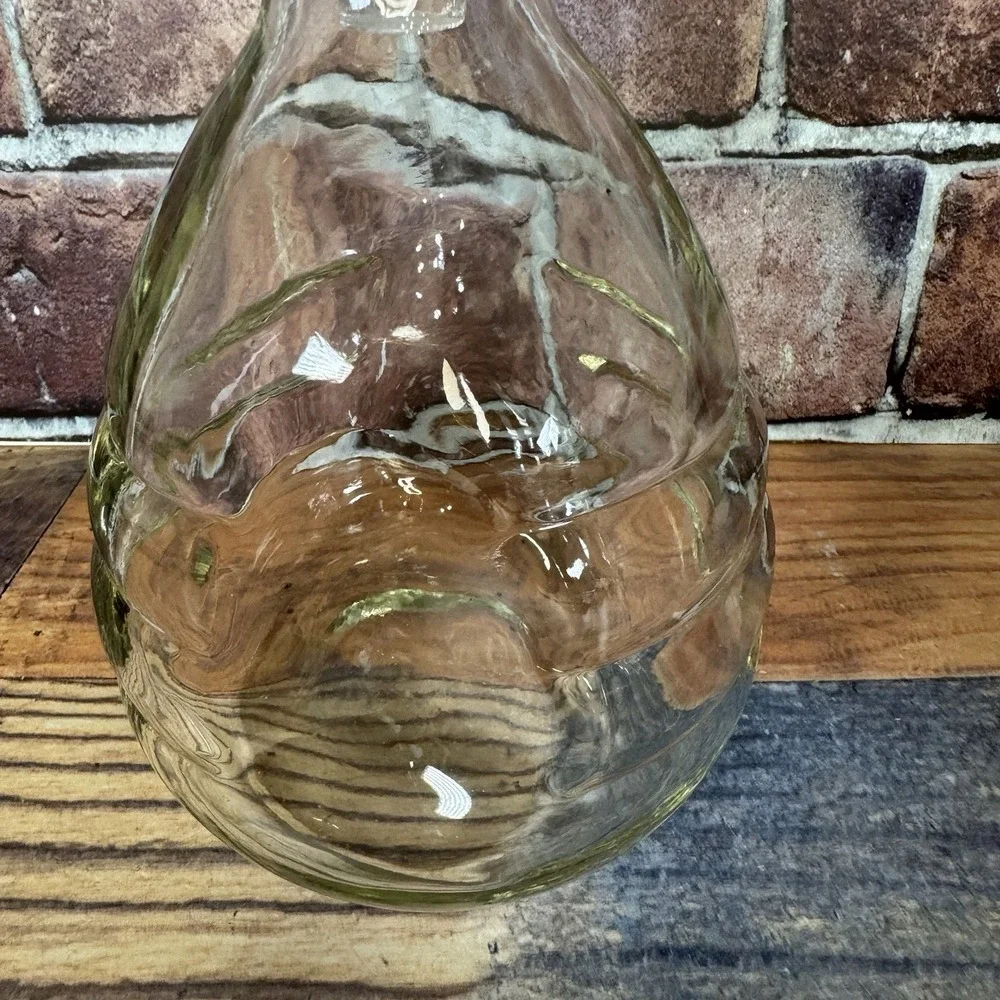 Vintage MCM Glass Liquor/ Whiskey Decanter w/ Stopper Round Ribbed Barware‎